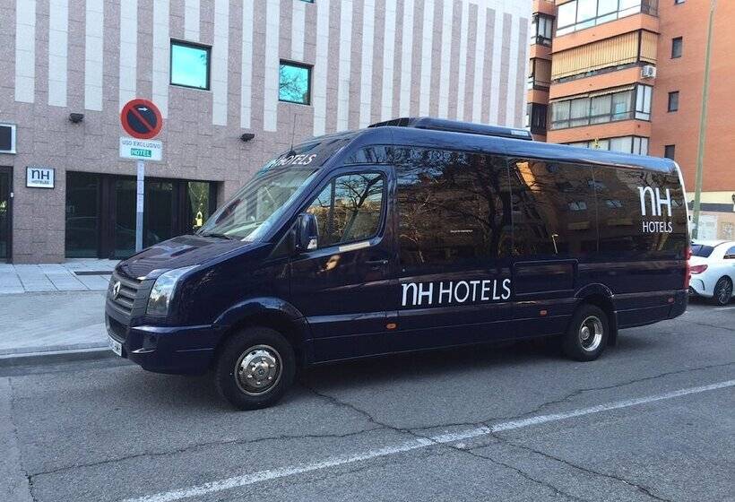 בית מלון כפרי NH Barajas Airport