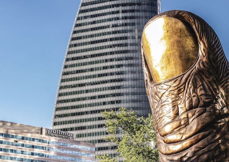 هتل Pullman Paris La Defense