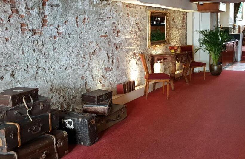 Hotel Rembrandtplein