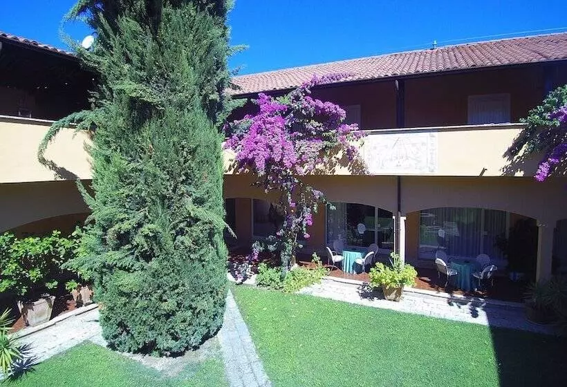 Отель West Garda