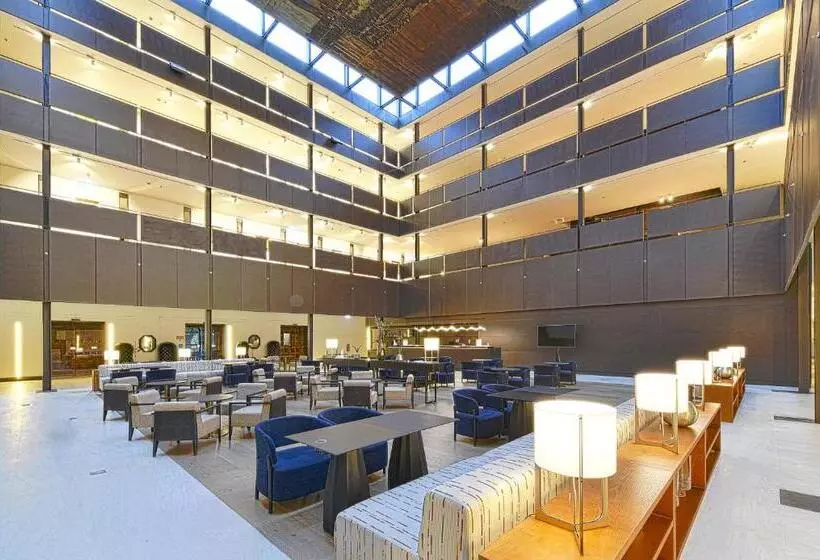 Parador De Turismo De León