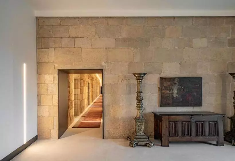 Parador De Turismo De León