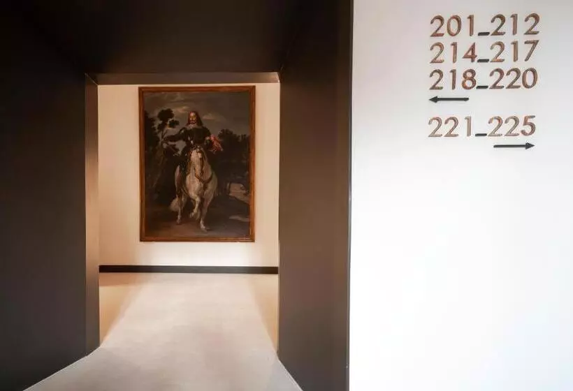 Parador De Turismo De León