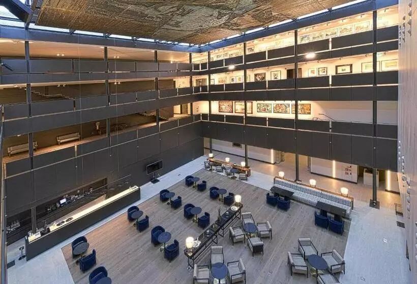 Parador De Turismo De León