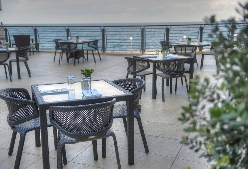 Radisson Blu Resort, Malta St. Julian S