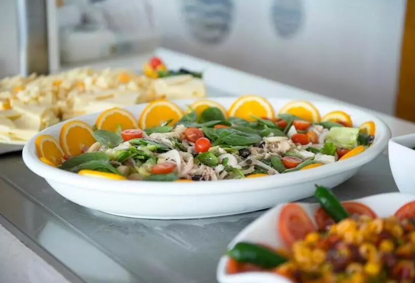 Seth Mestral & Llebeig