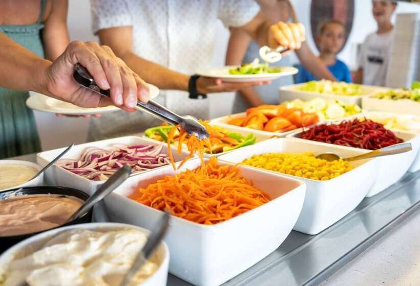 Seth Mestral & Llebeig