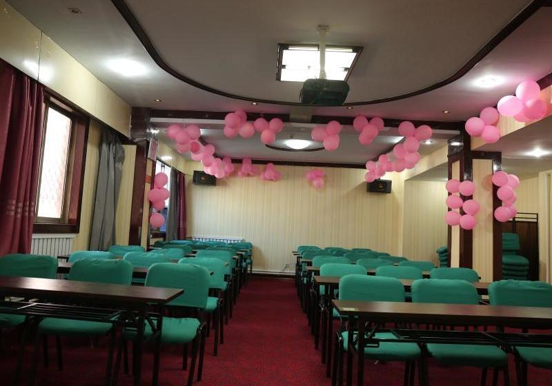 Otel Greentree Inn Binzhou Bus Station