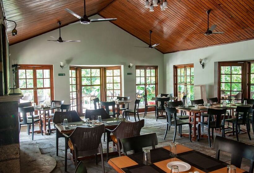 هتل Riverside Spring Resort