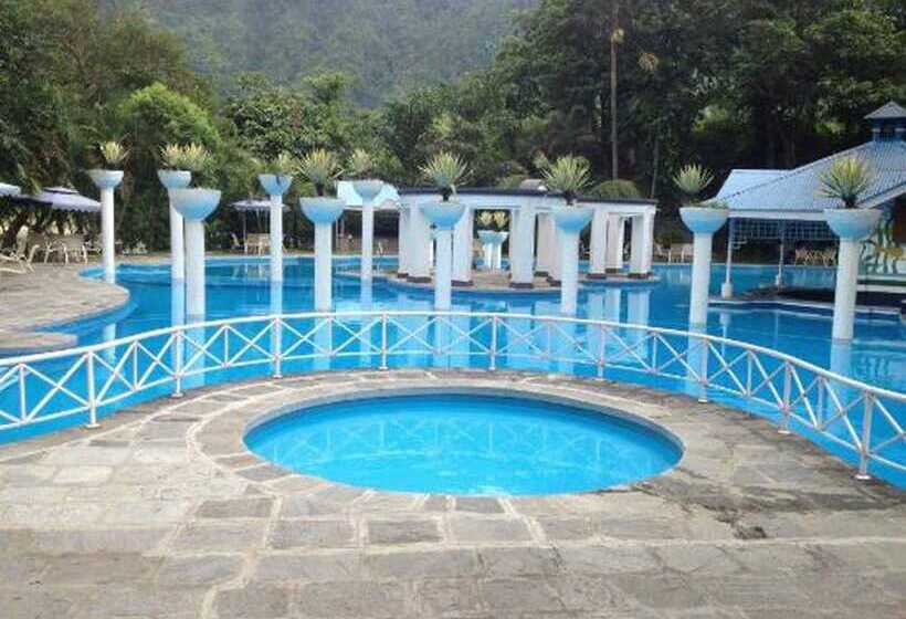 هتل Riverside Spring Resort