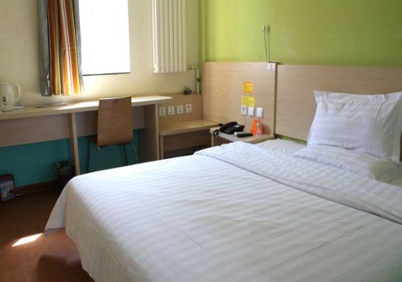 Отель Tiantan Sports