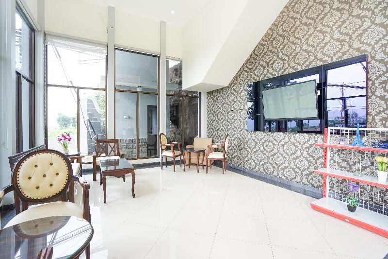 Hotel Avila Ketapan Rame