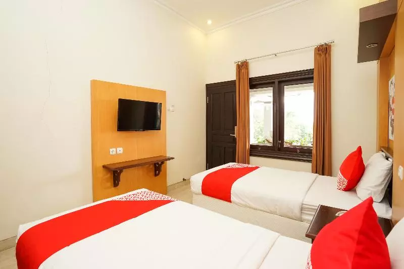 Hotel Avila Ketapan Rame