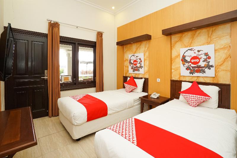 Hotel Avila Ketapan Rame