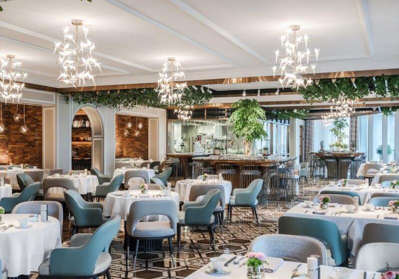 Отель Jumeirah Guangzhou