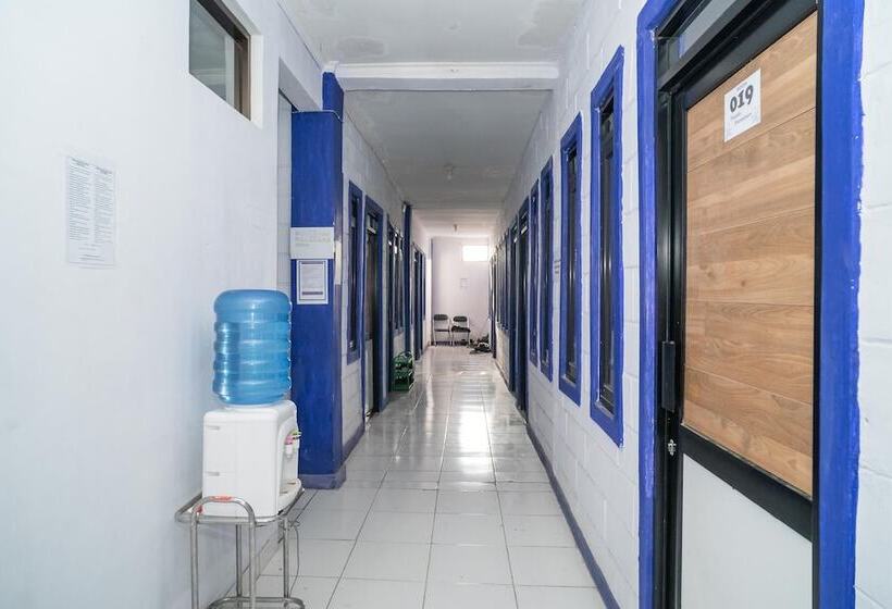 Hotel Koolkost Near Trans Studio Bandung 2