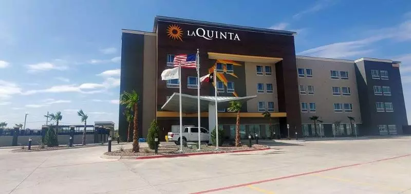 Hotelli La Quinta Inn & Suites By Wyndham Fort Stockton Northeast