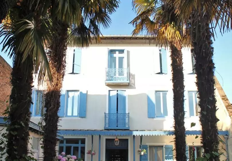 ホテル Marceillac