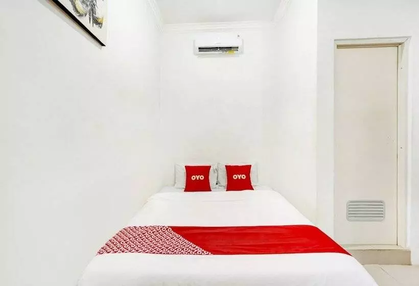 Hotelli Oyo 3702 Homestay Bougenville