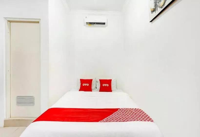 Hotelli Oyo 3702 Homestay Bougenville