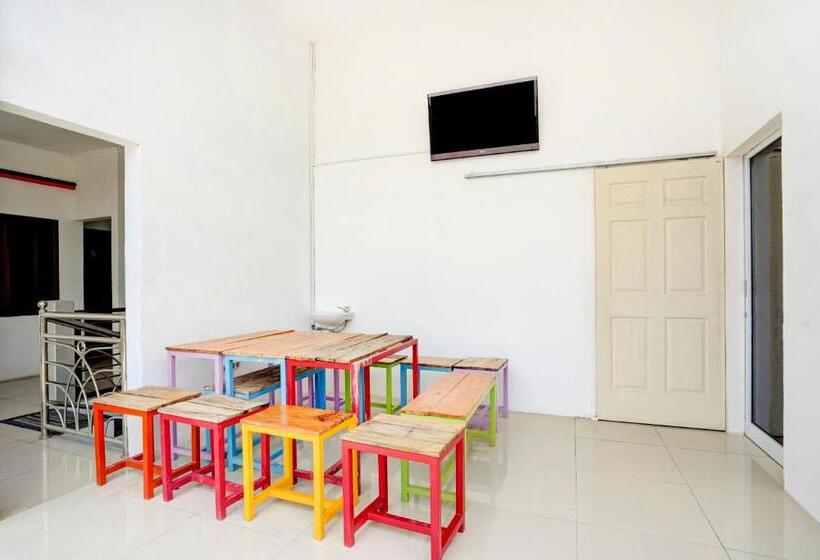 호텔 Oyo 3702 Homestay Bougenville