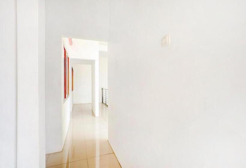 호텔 Oyo 3702 Homestay Bougenville