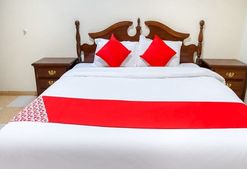 فندق Oyo 492 Rose Plaza For Housing Units