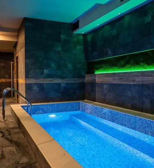 Adeo Hotel Sport & Spa