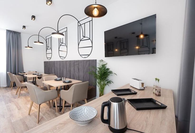 Adeo Hotel Sport & Spa