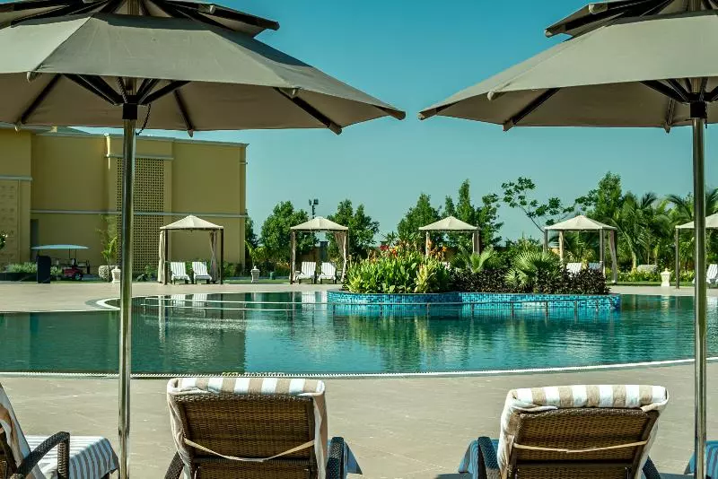 Hotelli Hawthorn Suites By Wyndham Dwarka