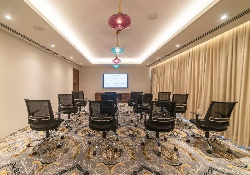 Hotelli Hawthorn Suites By Wyndham Dwarka