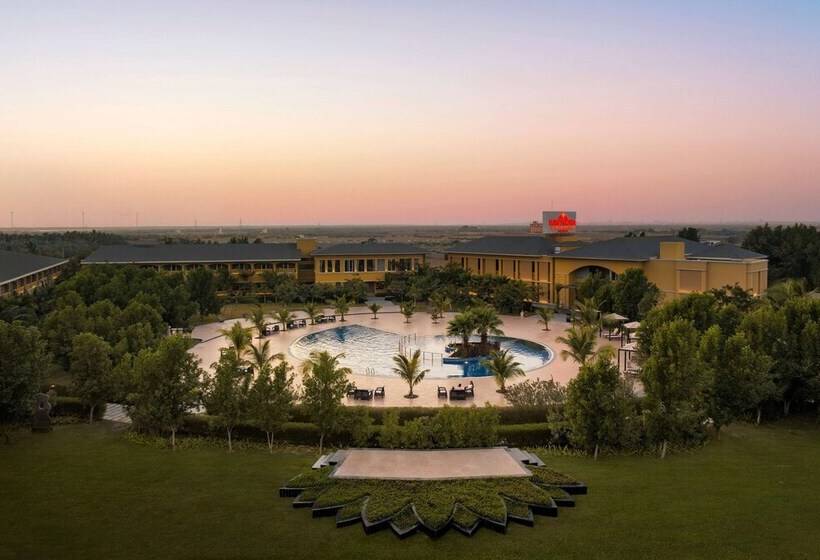 בית מלון כפרי Hawthorn Suites By Wyndham Dwarka