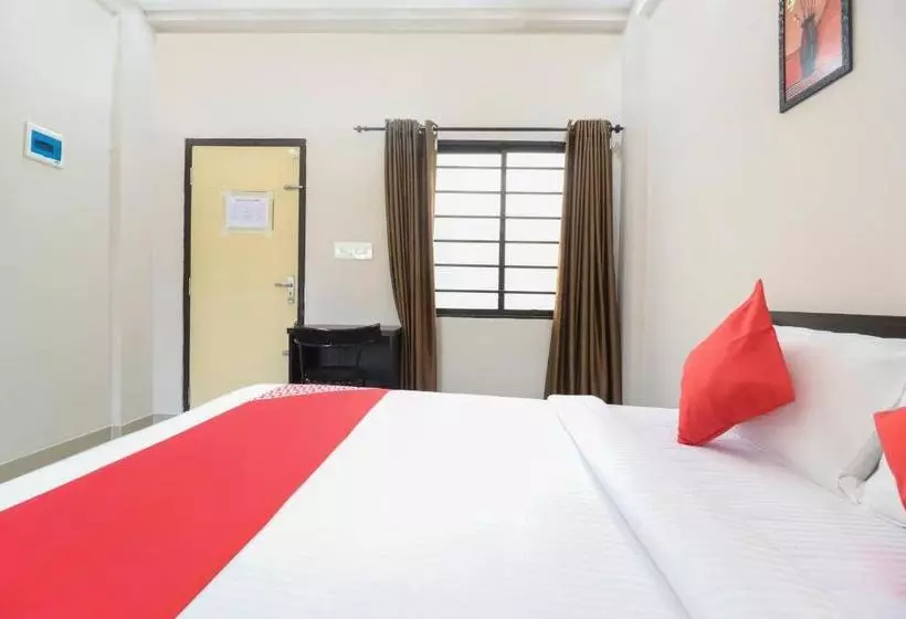 ホテル Oyo 70830 Fort Land Residency