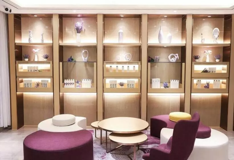 Lavande Hotels Shenzhen North Station Longhua Foxconn Headquarters