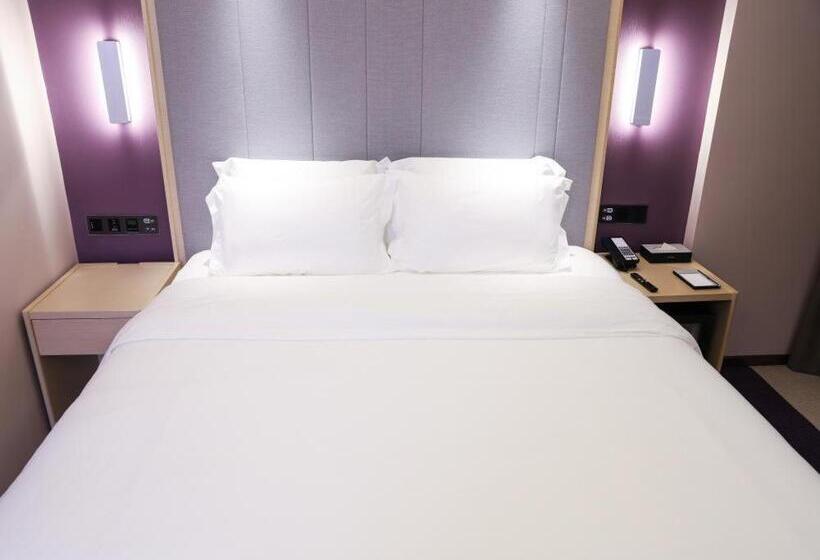 Lavande Hotels Shenzhen North Station Longhua Foxconn Headquarters