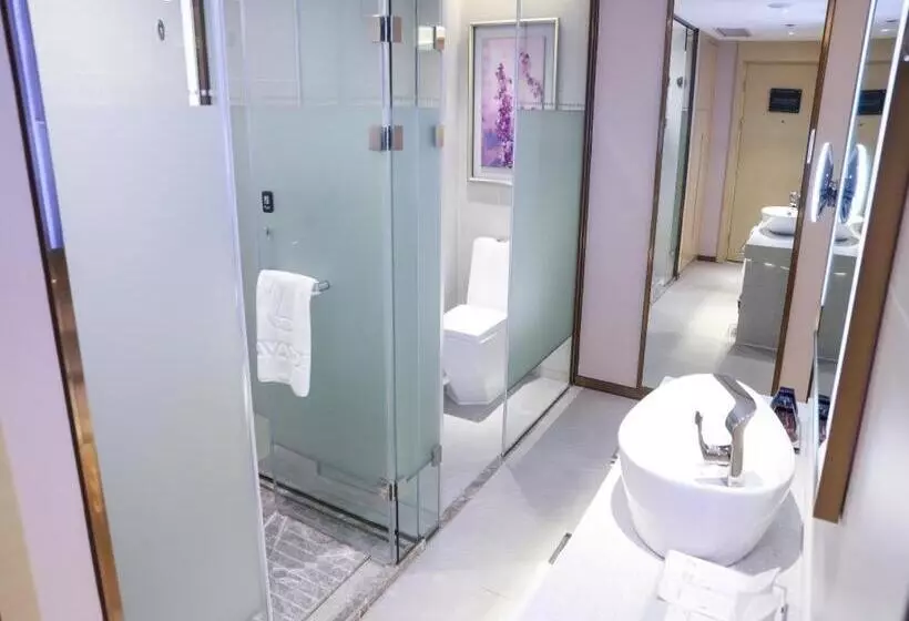 Lavande Hotels Shenzhen North Station Longhua Foxconn Headquarters