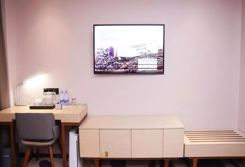 Lavande Hotels Shenzhen North Station Longhua Foxconn Headquarters