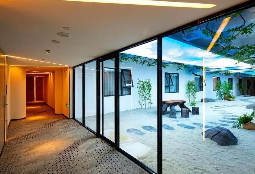 Lavande Hotels·guilin Central Square Elephant Trunk Hill Scenic Area