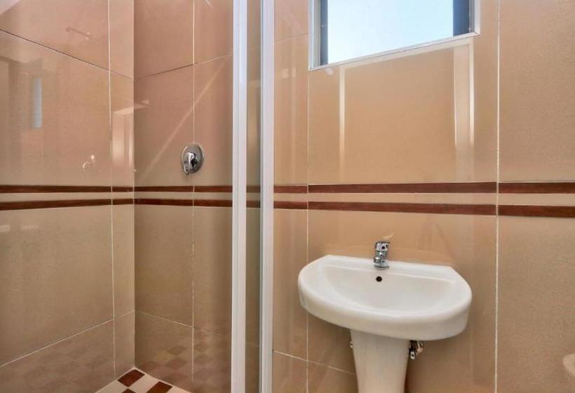 מוטל African Sun Lodge