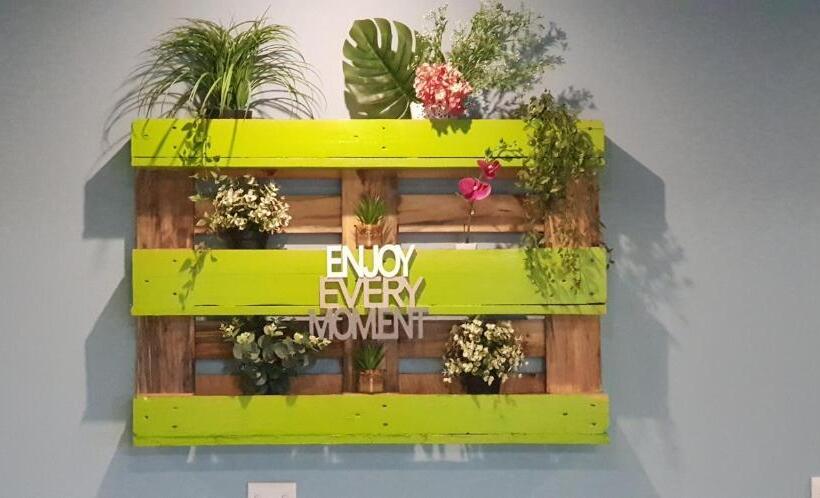 מוטל African Sun Lodge