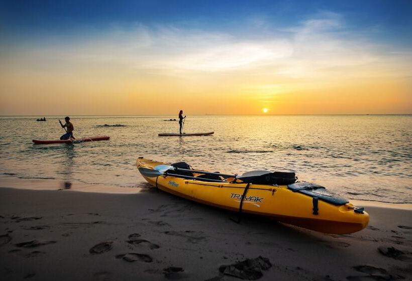 Nirvana Beach Resort, Koh Lanta Sha Extra Plus