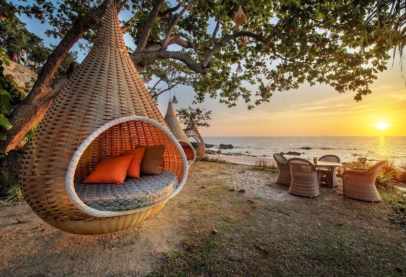 Nirvana Beach Resort, Koh Lanta Sha Extra Plus