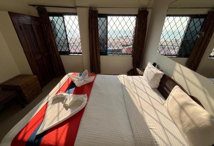 膳宿费 Baga Beach Sunset