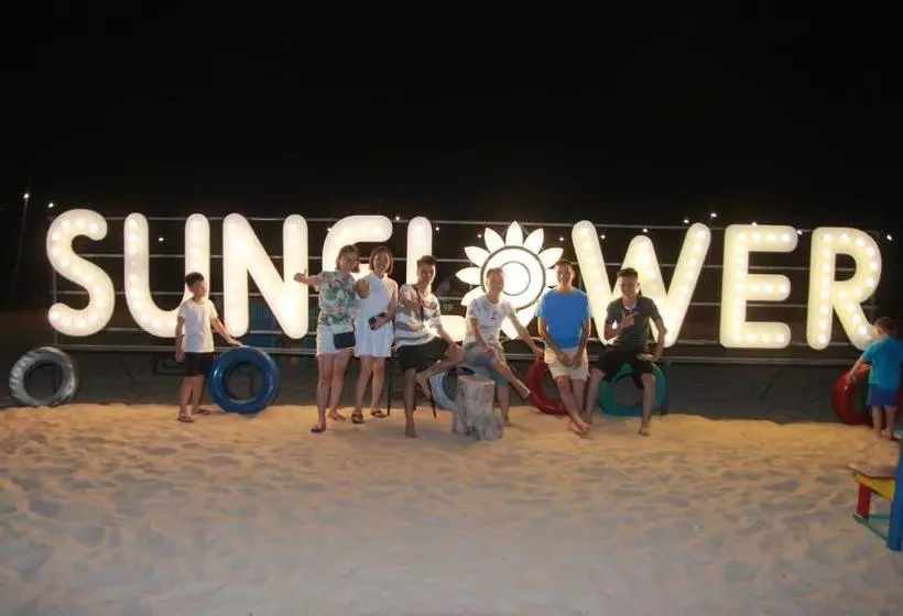 هاستل Sunflower Nhật Lệ