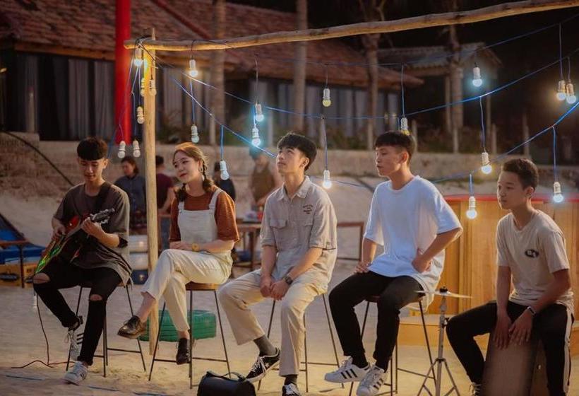 هاستل Sunflower Nhật Lệ