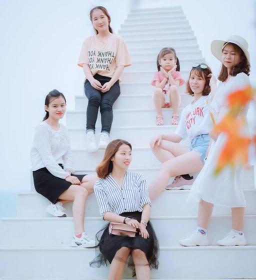 هاستل Sunflower Nhật Lệ