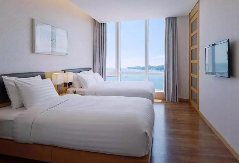 ホテル Sono Calm Yeosu