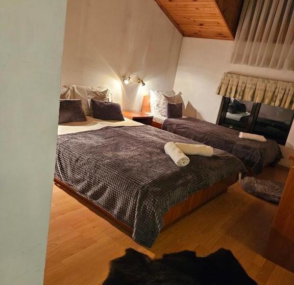 Pensjonat Guest House Karov 2 Stars