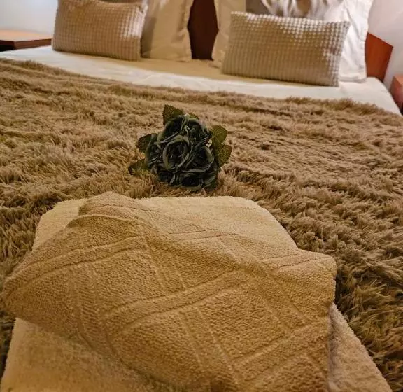 Majatalo Guest House Karov   2 Stars