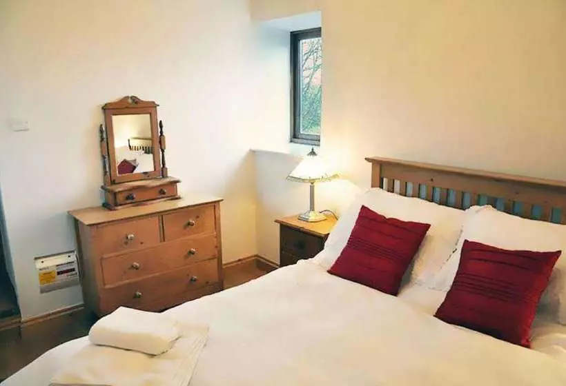 Delightful Single Storey Barn With Charming Features Near Looe